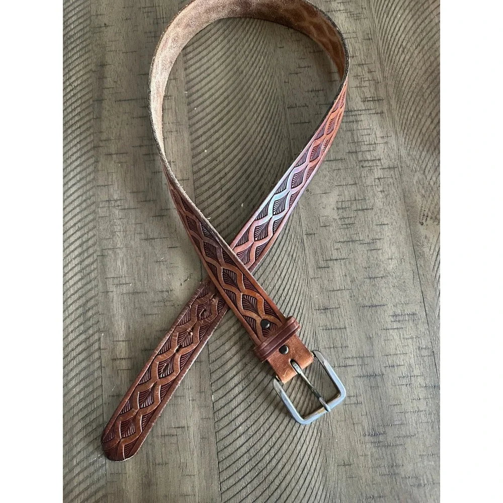 Vintage‎ USA Tooled Leather Belt Size 34/36 | Western Mfg Buckle Boho Workwear